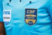 Mbappé quase abandonou seleção francesa por racismo após Eurocopa Mbappé quase abandonou seleção francesa por racismo após Eurocopa