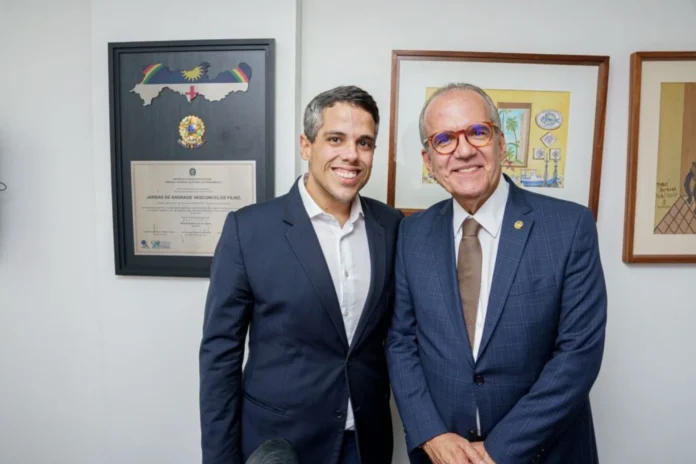 Fernando Dueire e Jarbas Filho deixam o MDB após derrotas Fernando Dueire e Jarbas Filho deixam o MDB após derrotas