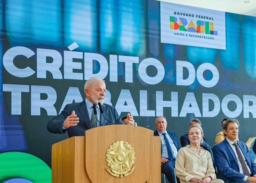 Uso do FGTS para quitar dívidas não resolve crise de endividamento