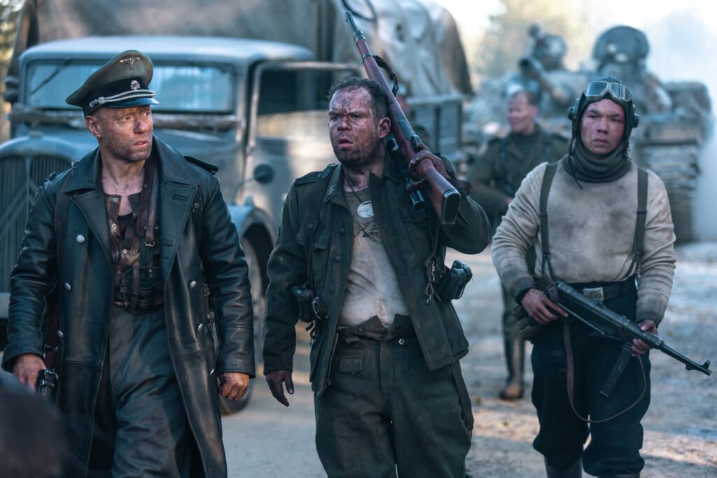 Série 'Deadly Class' entra no TOP 10 da Netflix com trama eletrizante