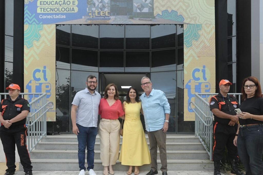 Inauguração de centro de tecnologia impulsiona inovação em Canhotinho