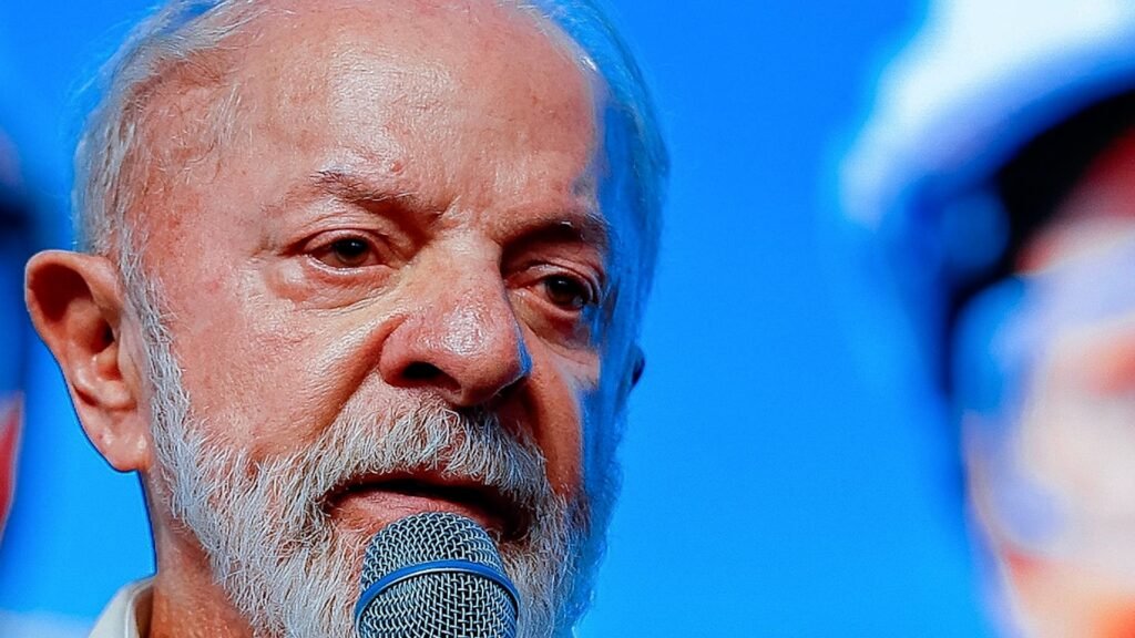 Lula passará por procedimentos médicos em São Paulo