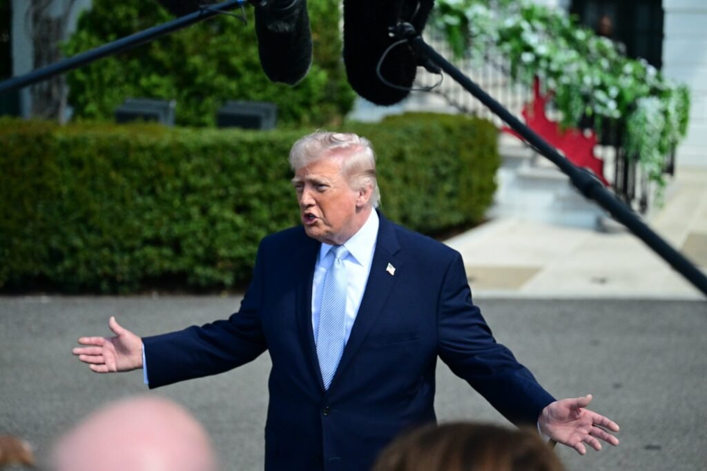 Trump descarta envio de delegação ao Paquistão e prevê fim próximo da guerra