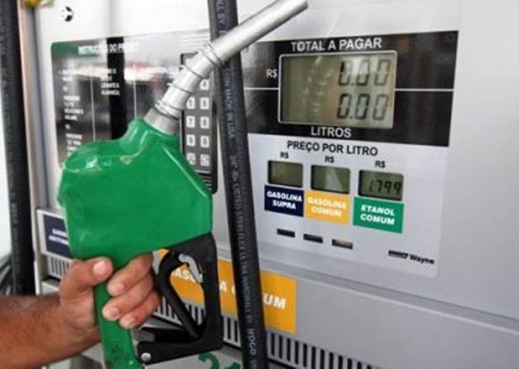 Fiscalização nacional em postos de combustíveis supera 10 mil unidades