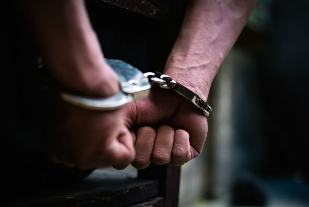 Pesquisa revela apoio massivo à redução da maioridade penal no Brasil