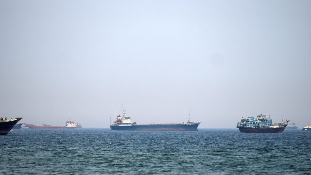 EUA pressionam Golfo a escolher entre Israel e Irã em meio a tensões