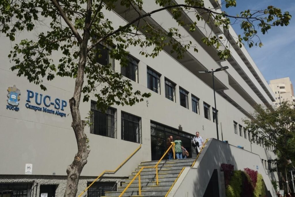 Último dia para inscrições no vestibular de inverno da Puc-sp
