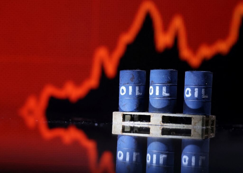 Mercado de petróleo enfrenta risco de crise histórica, alerta AIE