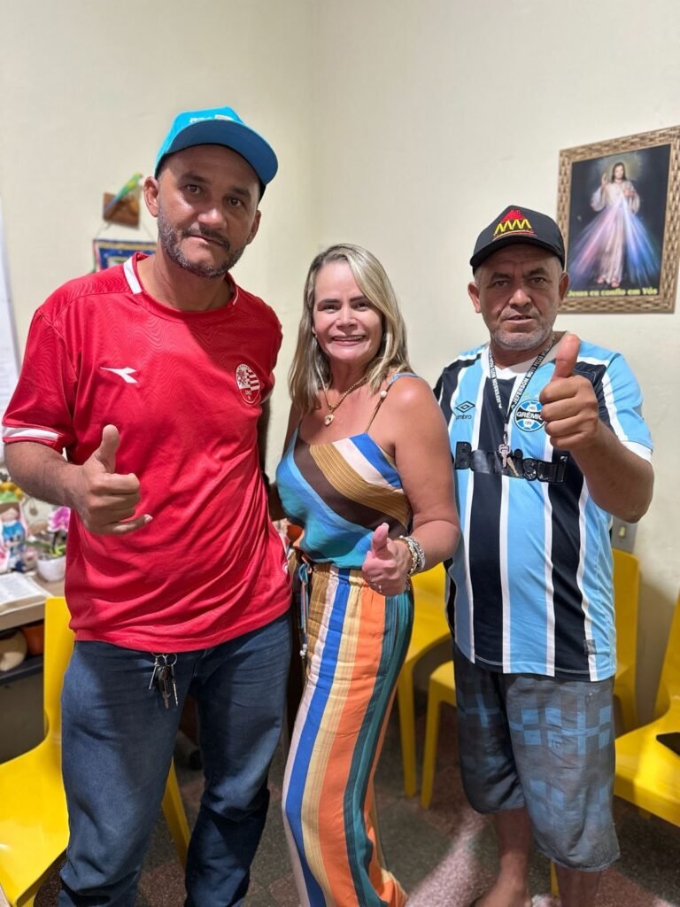 Prefeita de Palmeirina promove diálogo para impulsionar futebol local