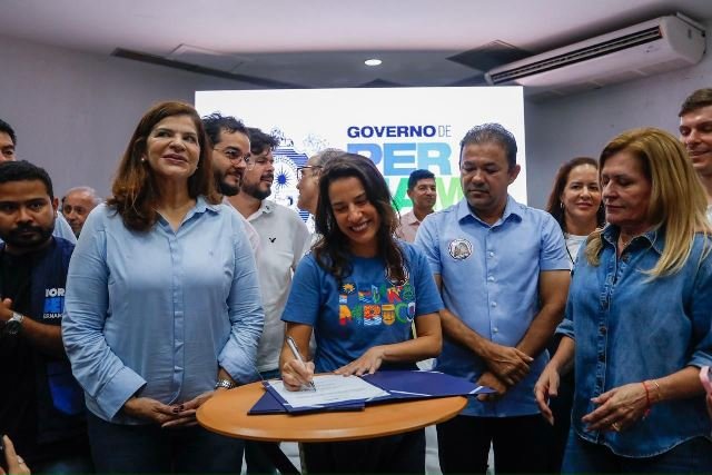 Governadora autoriza obras da Adutora de Negreiros no Sertão do Araripe