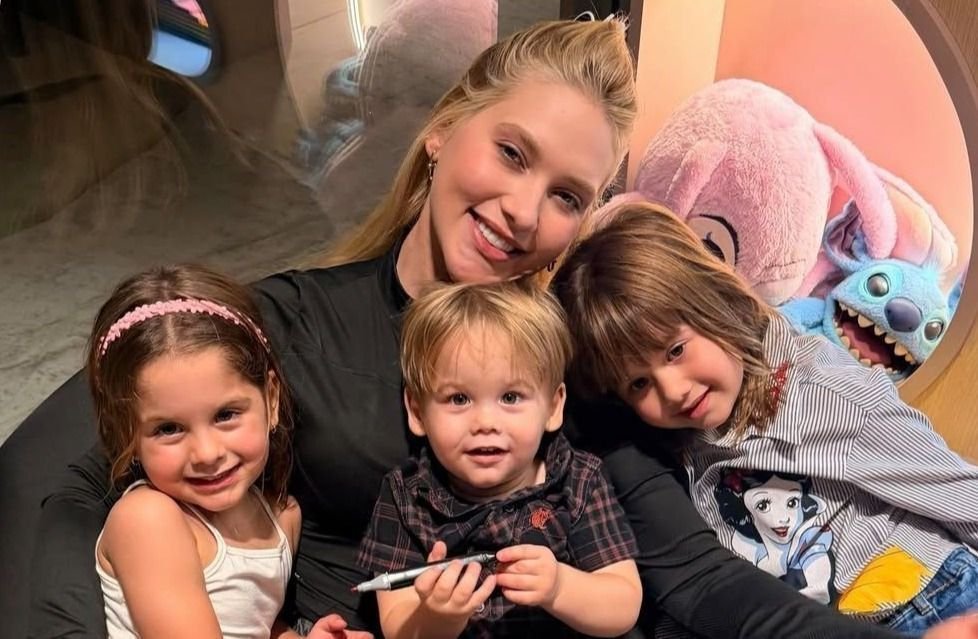 Virginia Fonseca compartilha momento em família após viagem a Dubai