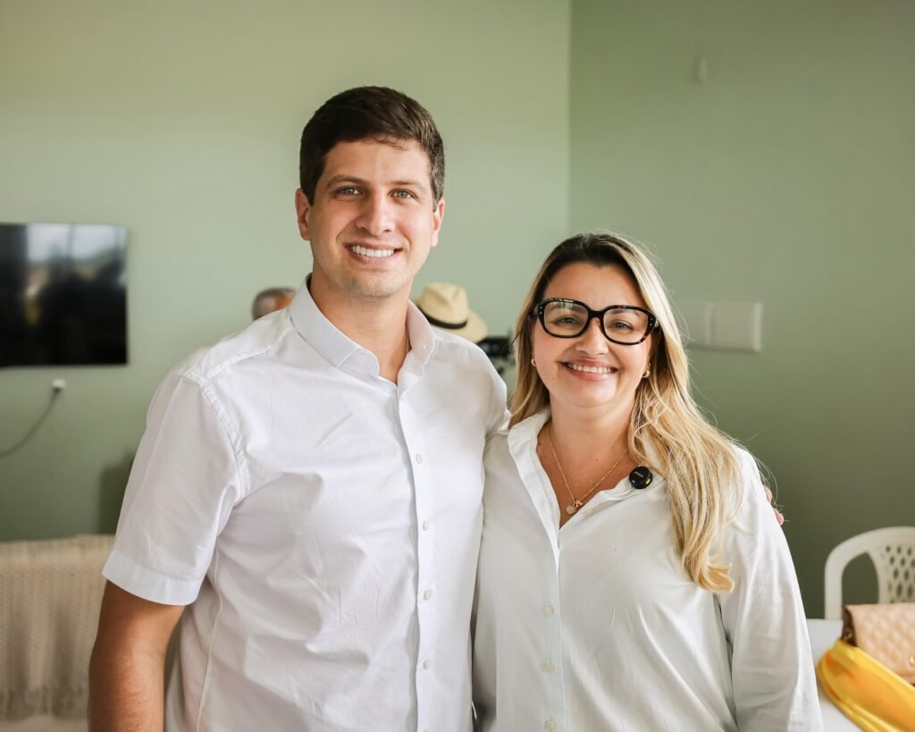 João Campos recebe apoio de liderança da Saúde em Barra de Guabiraba