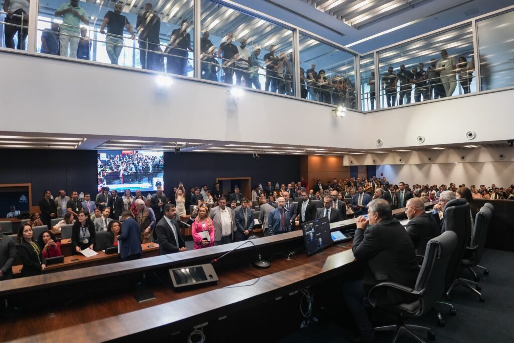 Alerj reage a declaração de Lula sobre milícias e defende respeito