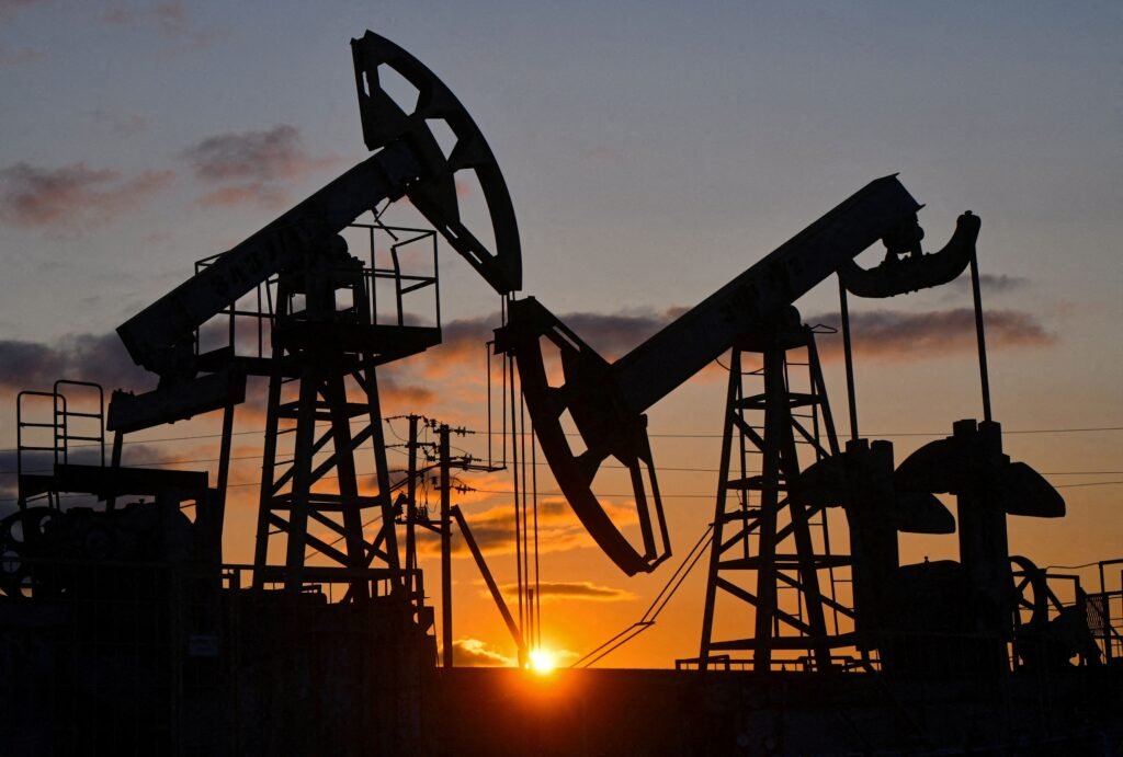 Queda nos preços do petróleo reflete negociações entre EUA e Irã