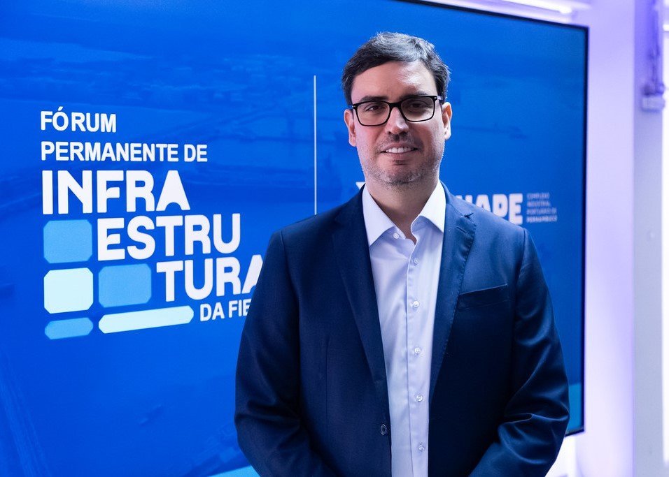 Investimentos de R$ 2 bilhões em Suape impulsionam expansão portuária
