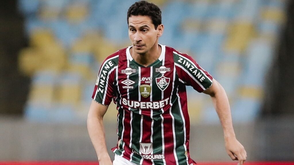 Fluminense afasta Ganso durante negociações de transferência