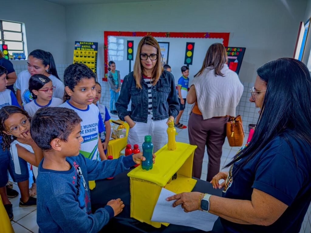 Escolas de Chã Grande promovem conscientização no Dia D do Maio Amarelo