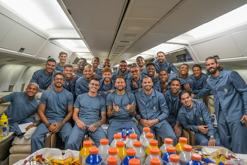 Seleção Brasileira parte rumo aos EUA para a Copa do Mundo 2026