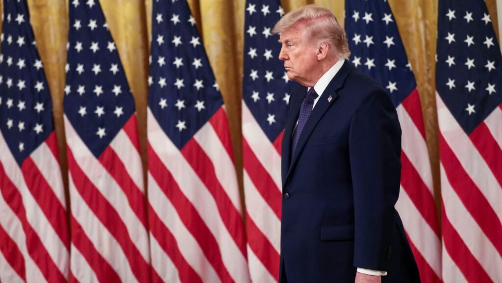 Trump anuncia acordo para desenterrar material nuclear no Irã após conflito