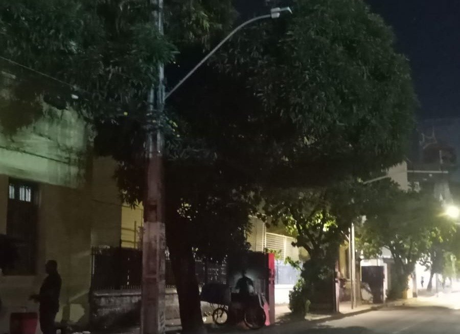 Moradores de Recife enfrentam problemas de infraestrutura e segurança