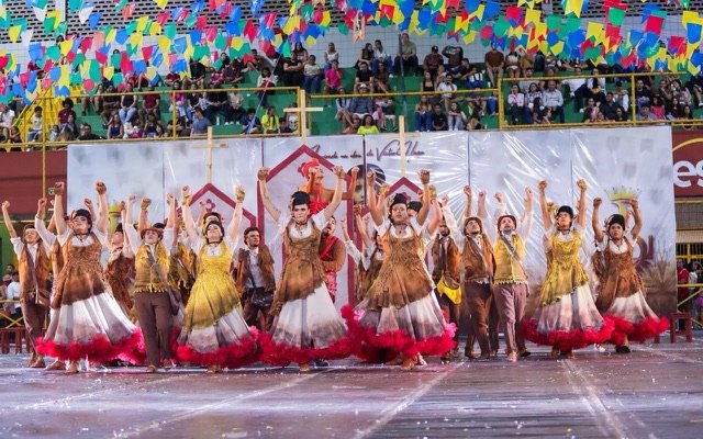 Concurso de quadrilhas juninas em Petrolina celebra cultura nordestina