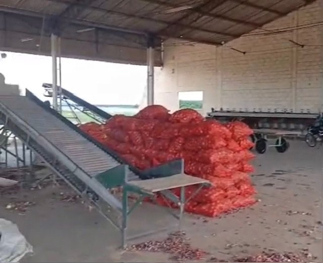 Falta de energia na Ceasa de Belém do São Francisco afeta comércio de cebola