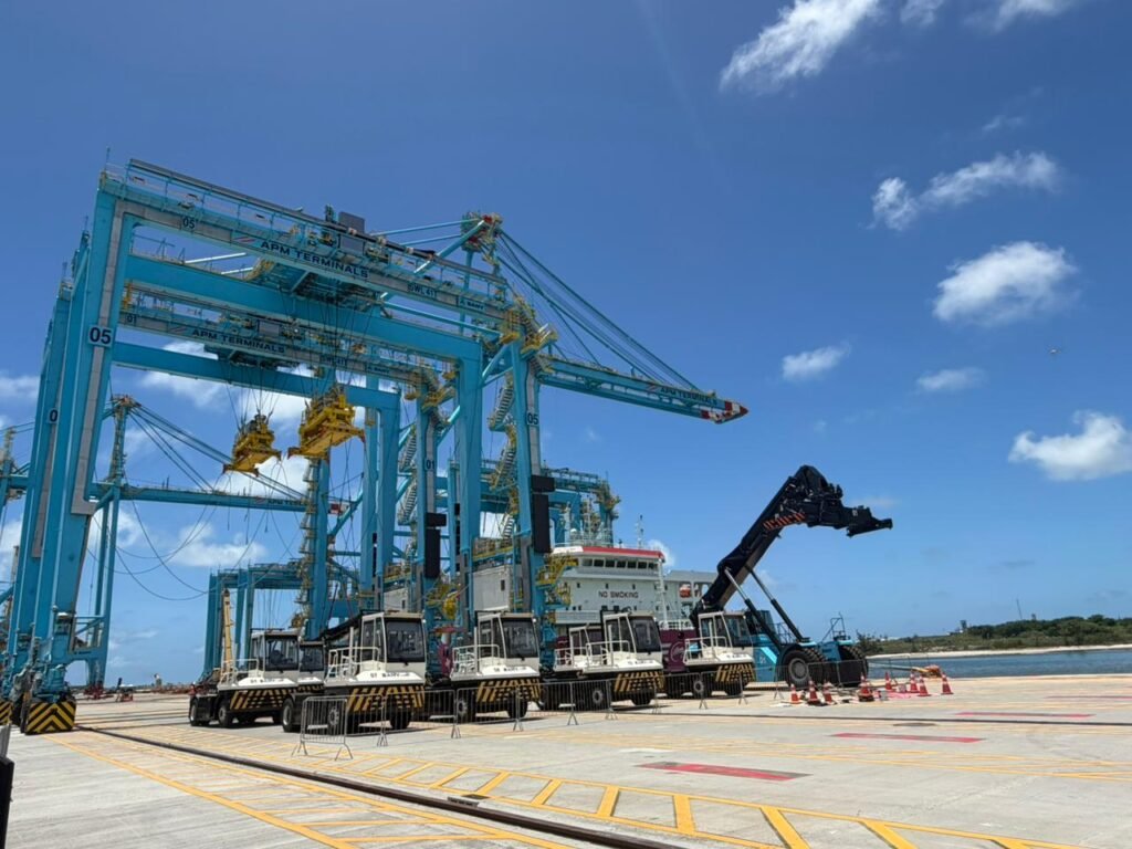 Suape inaugura terminal de contêineres e desafia contrato antigo