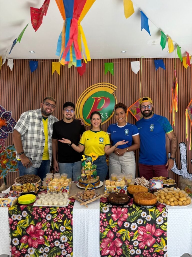 Programa Lara Cavalcanti celebra 7 anos de serviço na Petrolina FM