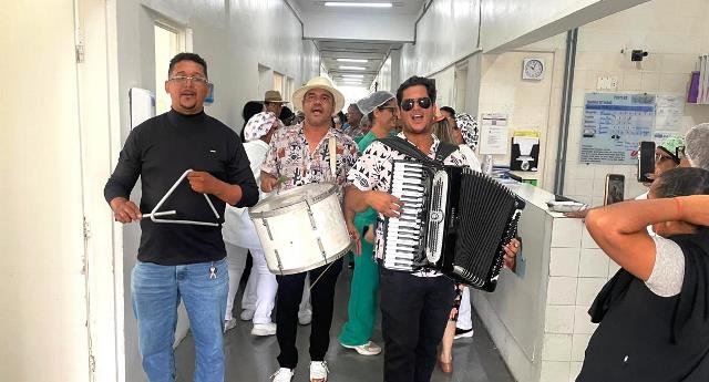 Hospital em Petrolina promove festa junina para pacientes e equipe