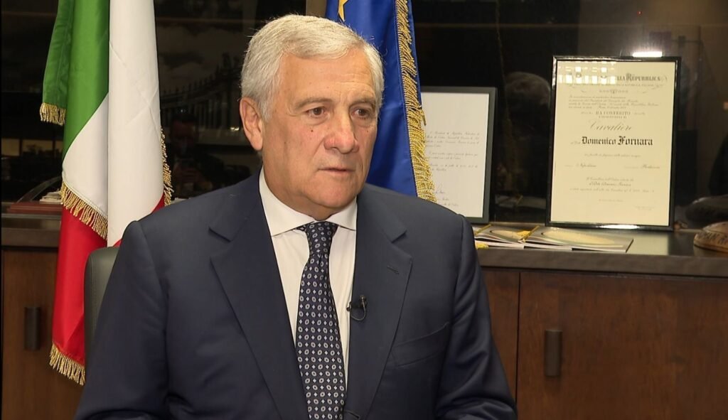 Incidente diplomático: chanceler da Itália cancela viagem aos EUA após declarações de Trump