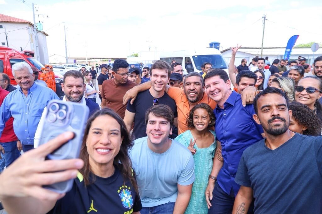 Entrega de 200 moradias transforma vidas em Petrolina