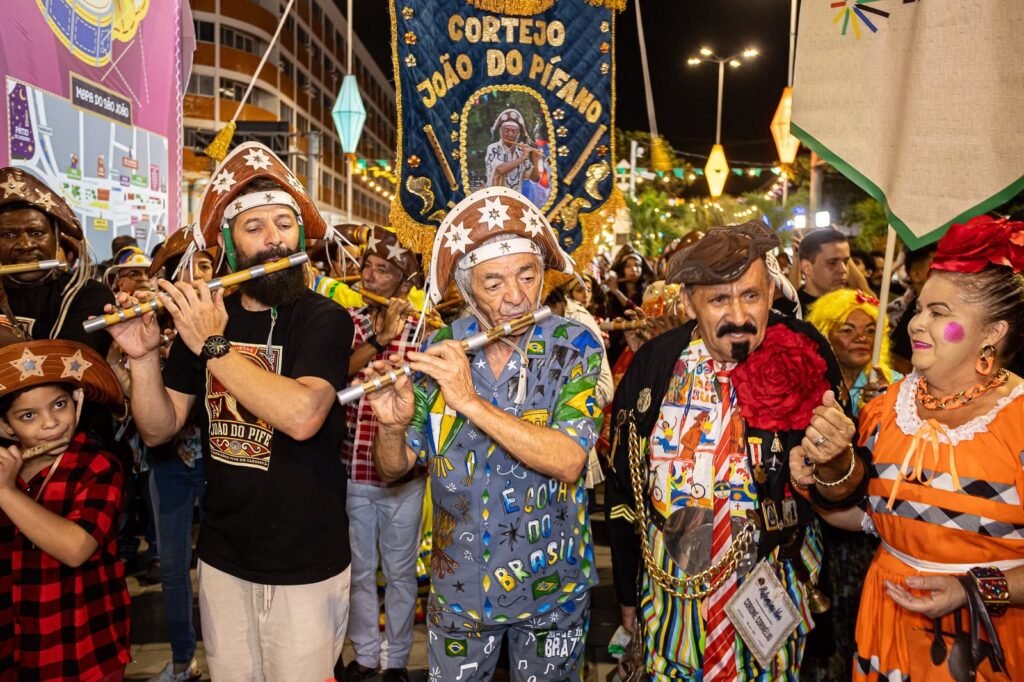 Cultura popular brilha no São João de Caruaru na Estação Ferroviária