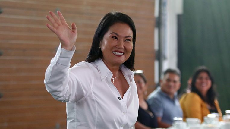 Keiko Fujimori se aproxima da presidência do Peru com vantagem decisiva