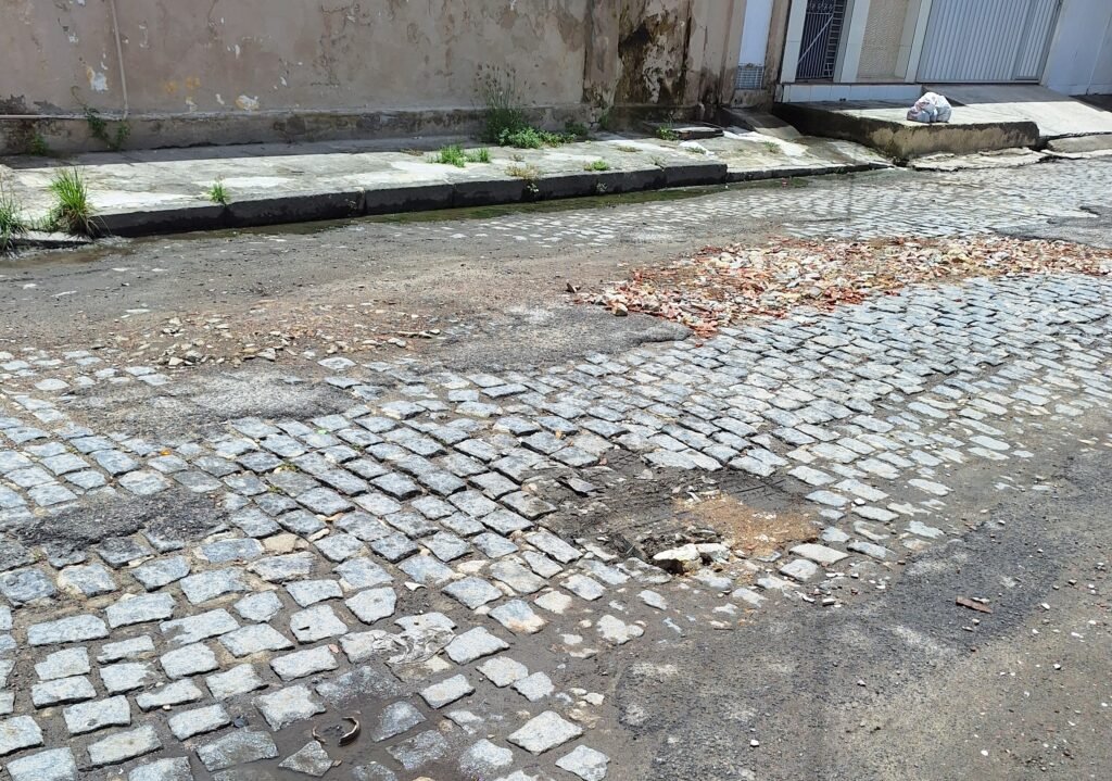 Moradores de Afogados cobram melhorias nos serviços urbanos