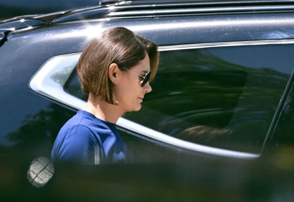 Michelle Bolsonaro renuncia à liderança do PL Mulher em meio a tensões familiares