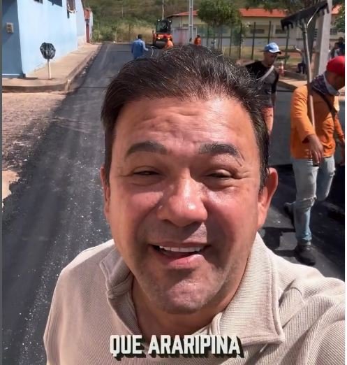 Programa de asfaltamento transforma bairro Aplausos em Araripina