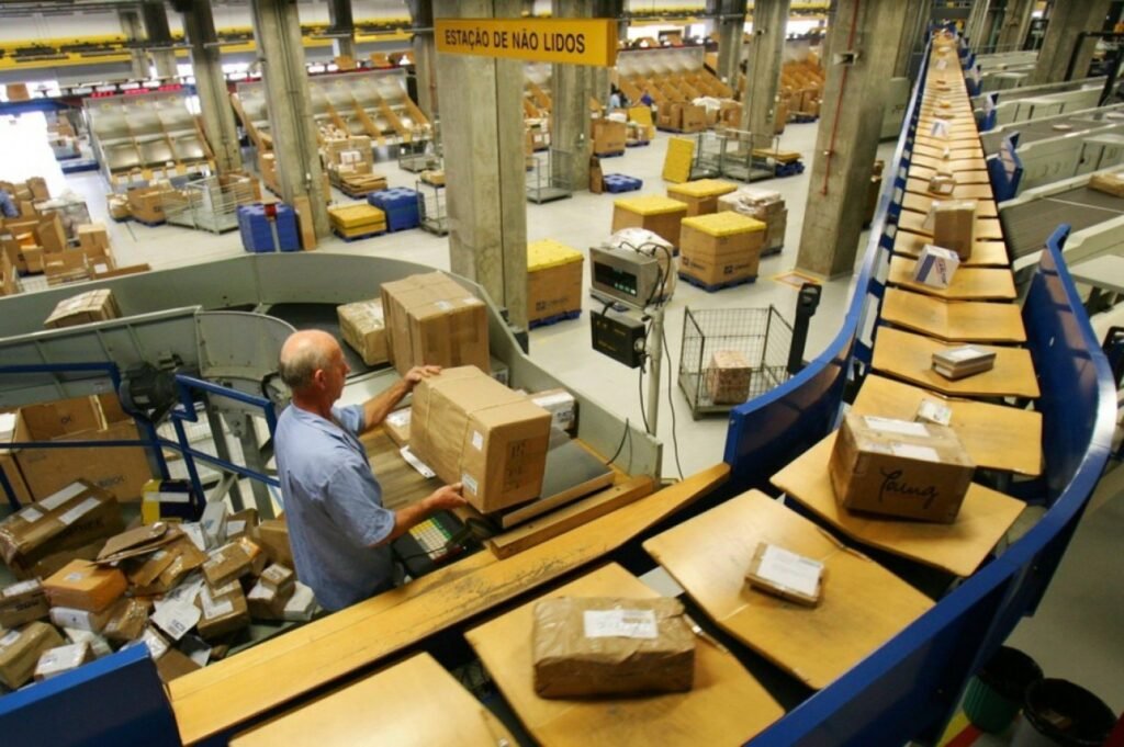 Congresso estende validade da MP sobre tributação de compras internacionais