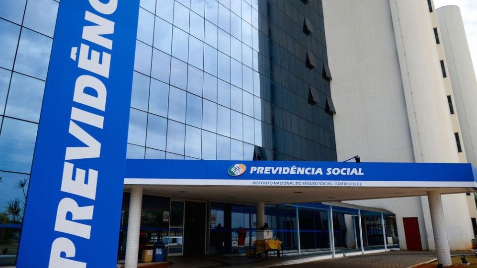INSS deve converter auxílio-doença em aposentadoria em casos específicos