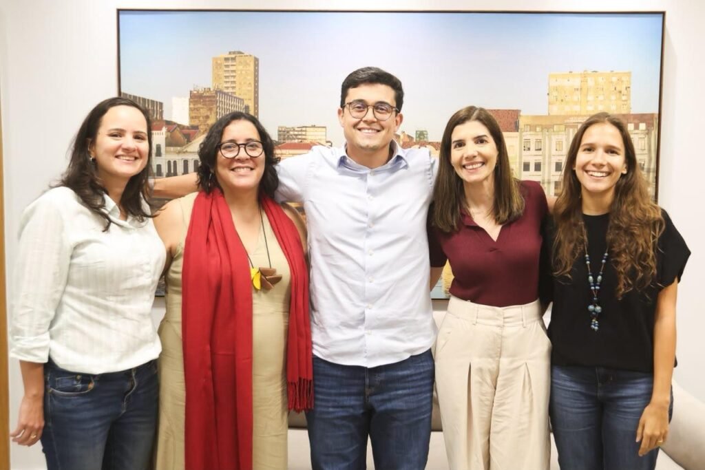 Recife chama 352 aprovados para reforçar saúde, educação e direitos das mulheres