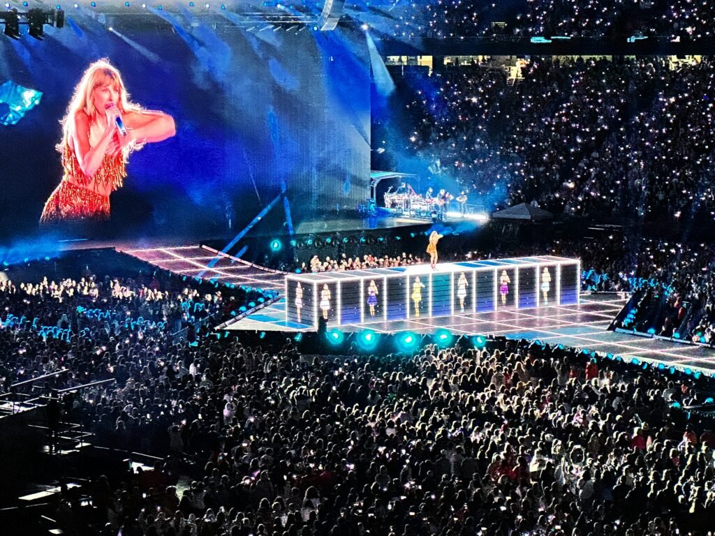Taylor Swift vence processo de plágio movido por poetisa nos EUA