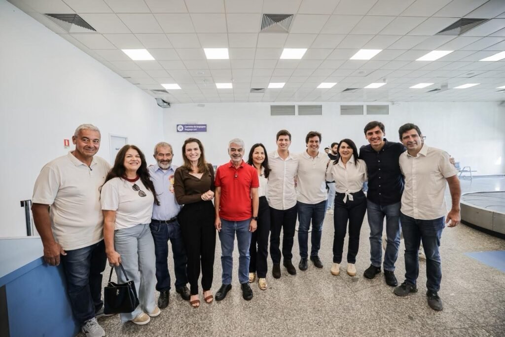 João Campos apresenta planos para saúde e inovação em Petrolina
