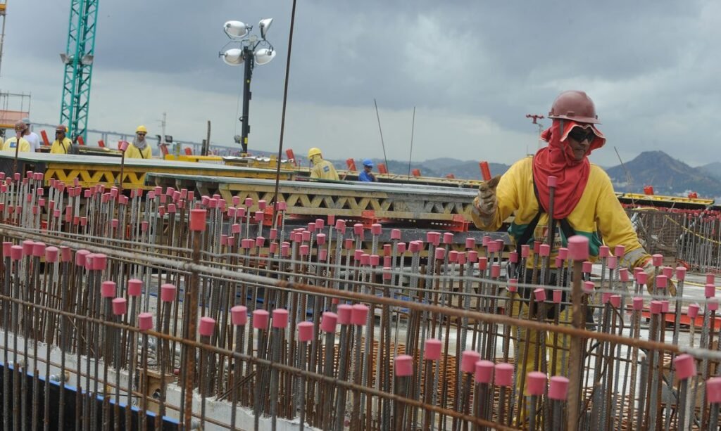 Construção civil enfrenta desafios para adaptar cidades ao clima extremo