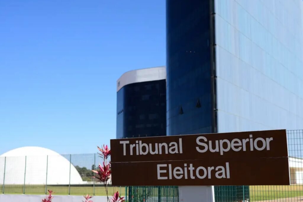 TSE firma parcerias para combater clonagem de voz e proteger dados nas eleições