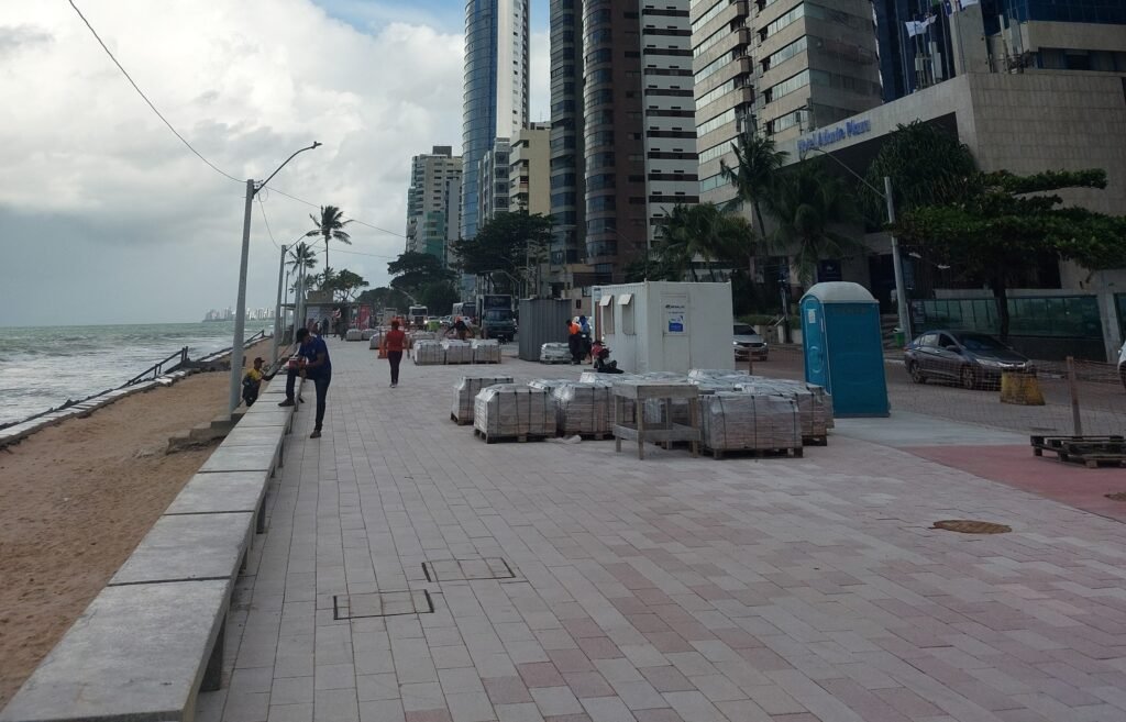 Impacto ambiental das obras na Praia de Boa Viagem preocupa moradores