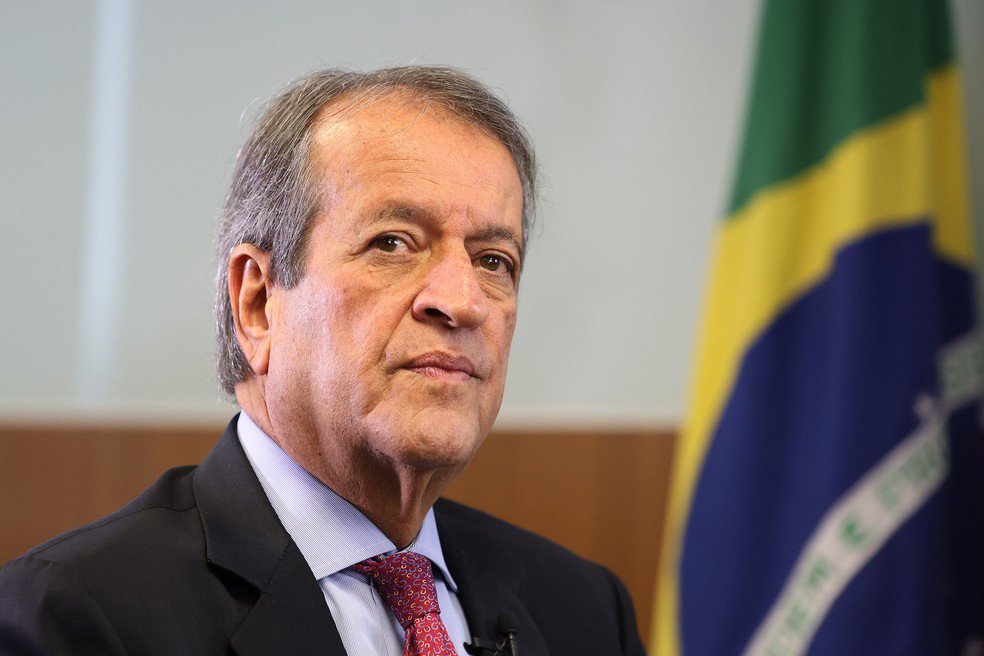 Valdemar Costa Neto nega envolvimento em cotas de emendas parlamentares
