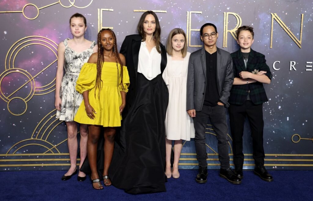 Vivienne Jolie-pitt solicita remoção do sobrenome do pai na Justiça