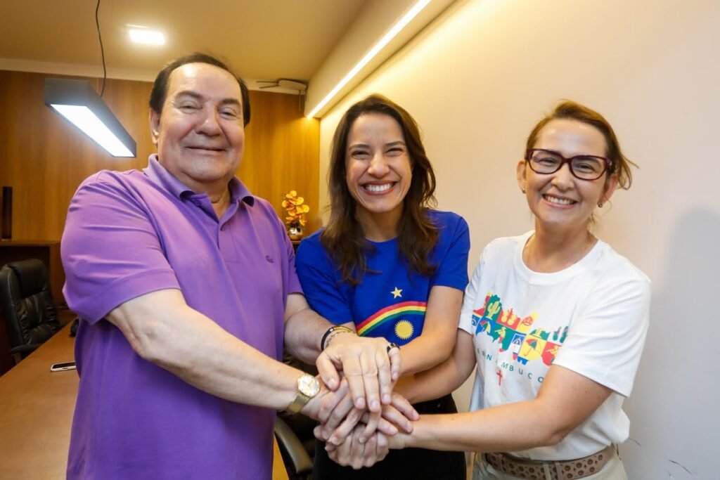 Izaías Régis e Débora Almeida se unem em apoio à reeleição de Raquel Lyra