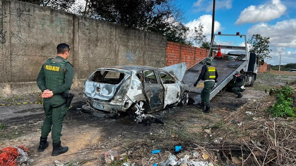 Advogado é preso ao tentar ajudar suspeita de morte de PM em Fortaleza