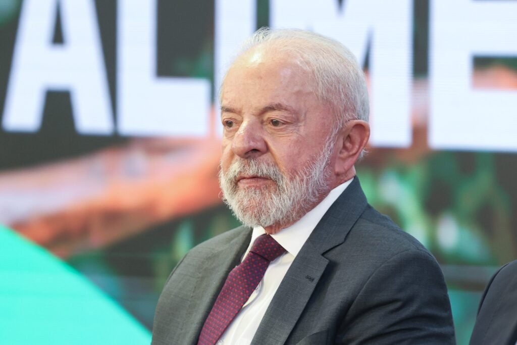 Aprovação do governo Lula supera desaprovação em nova pesquisa