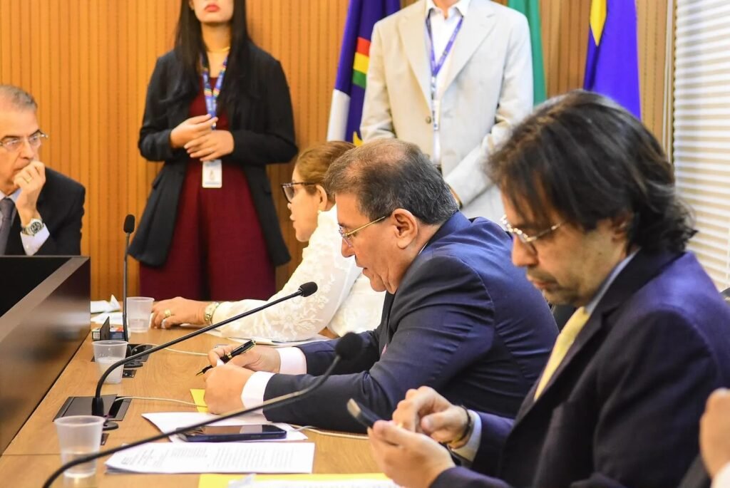 Aprovação do PLDO 2027 destaca planejamento estratégico para Pernambuco